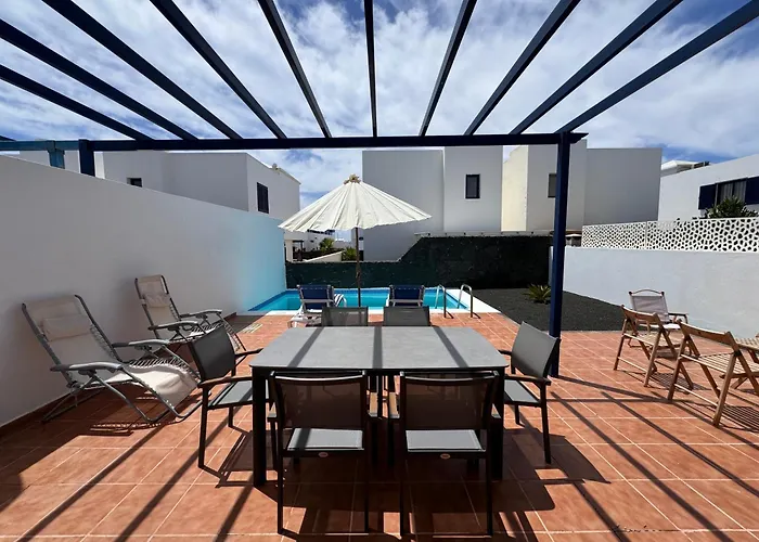 Papagayo House Villa