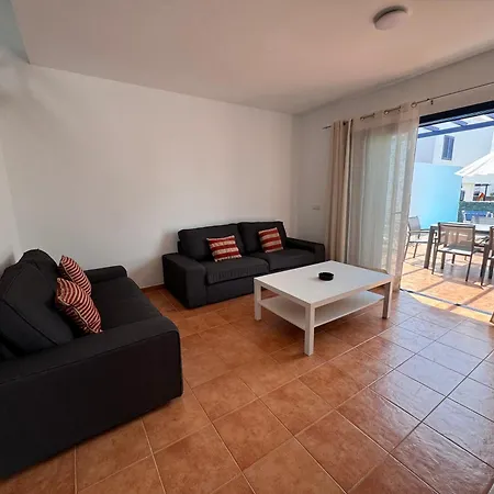 Papagayo House