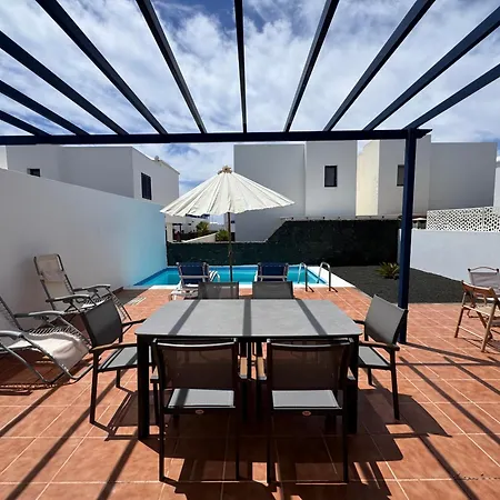 Papagayo House Βίλα